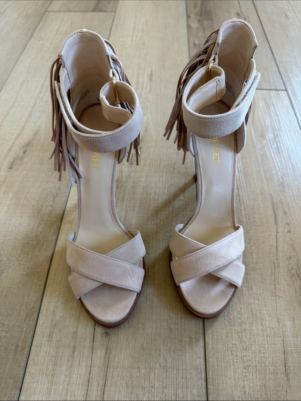 Brand new Nine West hustle fringe heels size 8